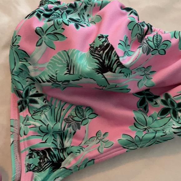 Curvy Beach Bathing Suit Top- large breast size - Picture 4 of 4